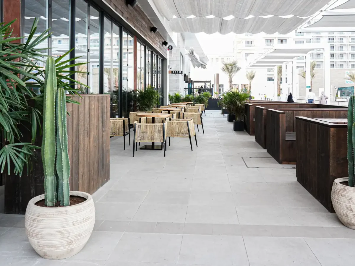 La-Carnita-Bar-Overview-2
